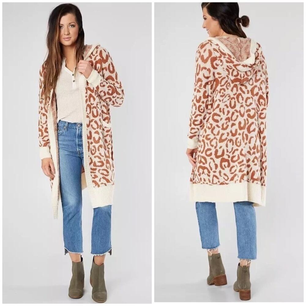 Very J Cheetah Hooded Cardigan Sweater SZ M - Picture 2 of 10